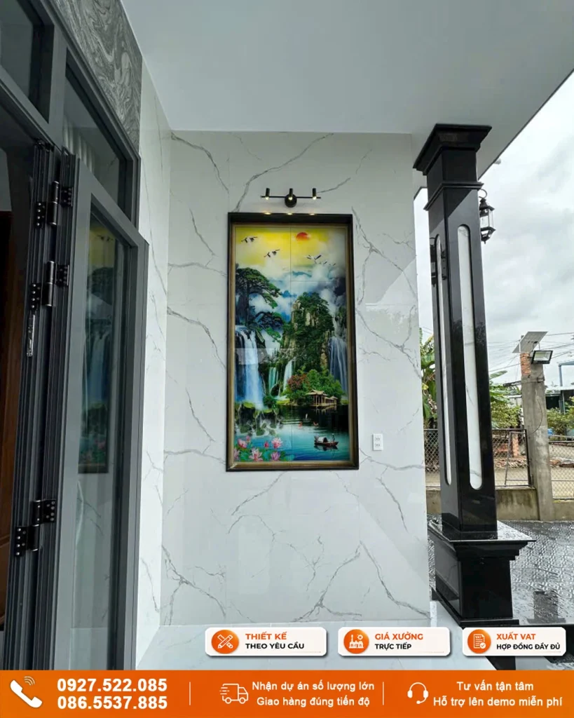 Tranh gạch ép kính sơn thuỷ hữu tình hàng ba ốp tường