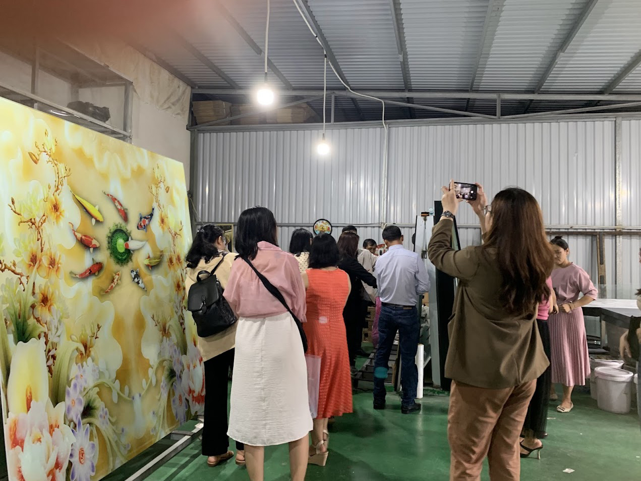 Tham quan xưởng sản xuất TRANH 3D MINH LỢI