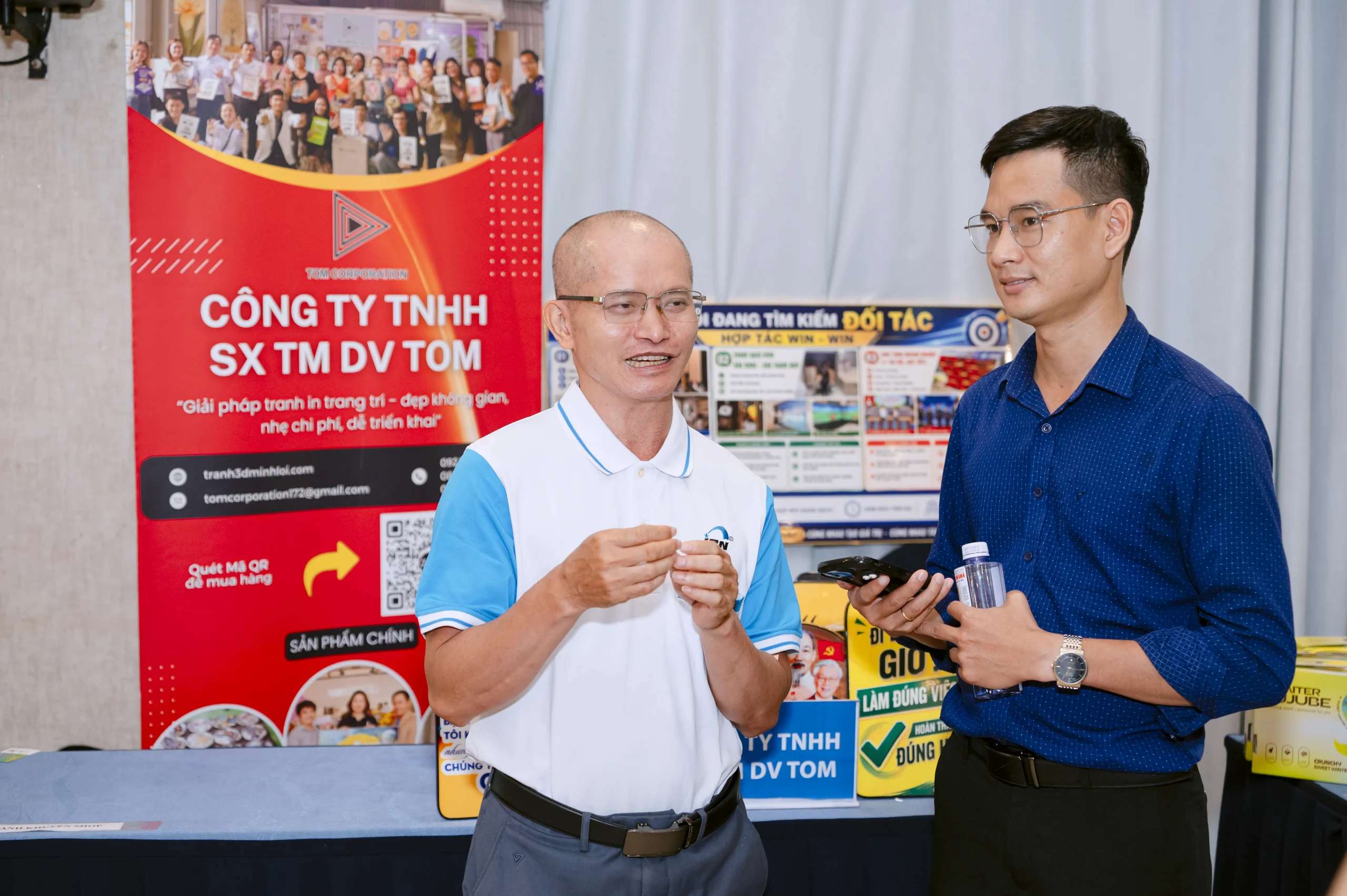 TOM giao lưu và kết nối cùng khách hàng doanh nghiệp